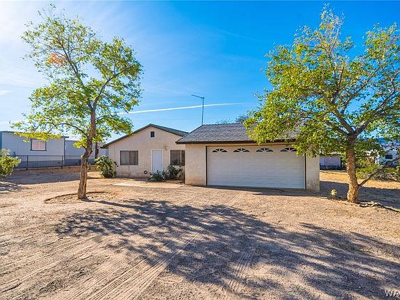 3rd image of 4568 E Kayenta Drive