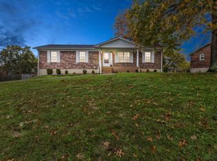 212 Woodbine Ct, Winchester, KY 40391