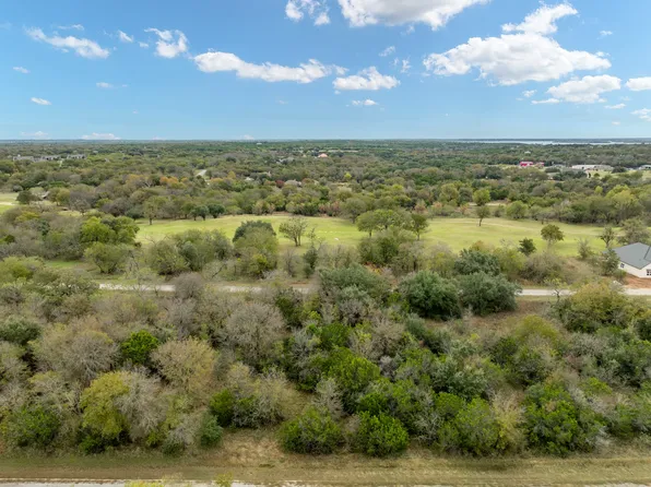 39131 Royalwood Ln, Whitney, TX 76692