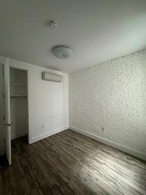 Rented by Pear NYC LLC | media 5