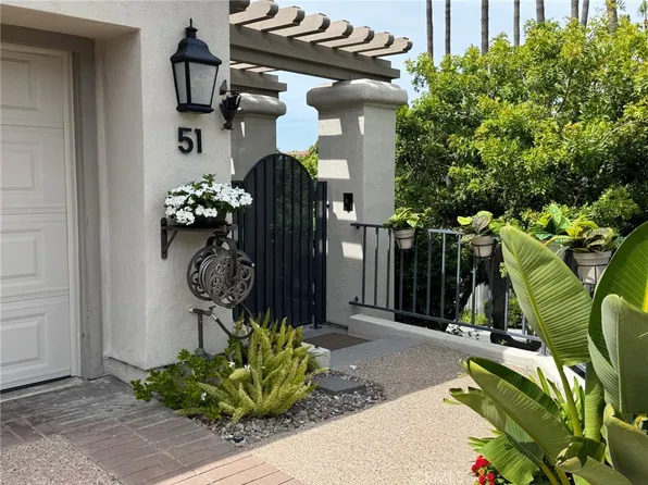 51 Seabrook Cv, Newport Beach, CA 92660
