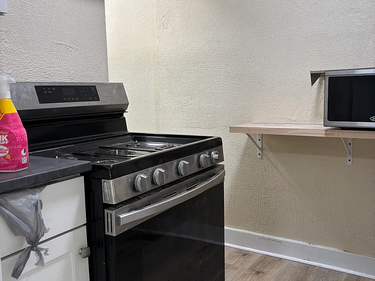 3336 Niagara St — Photo 7