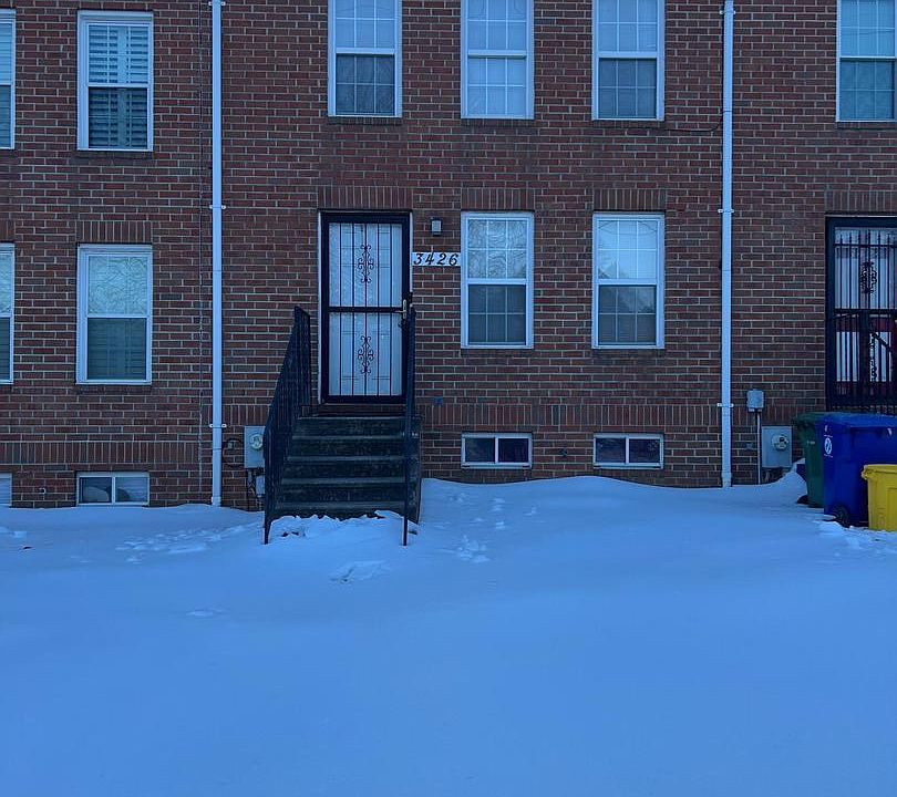 1st image of 3426 Round Rd