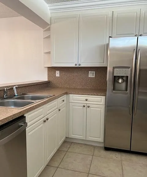 8285 Severn Dr #B — Photo 6