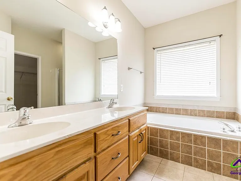 217 Sedgebrooke Dr — Photo 18