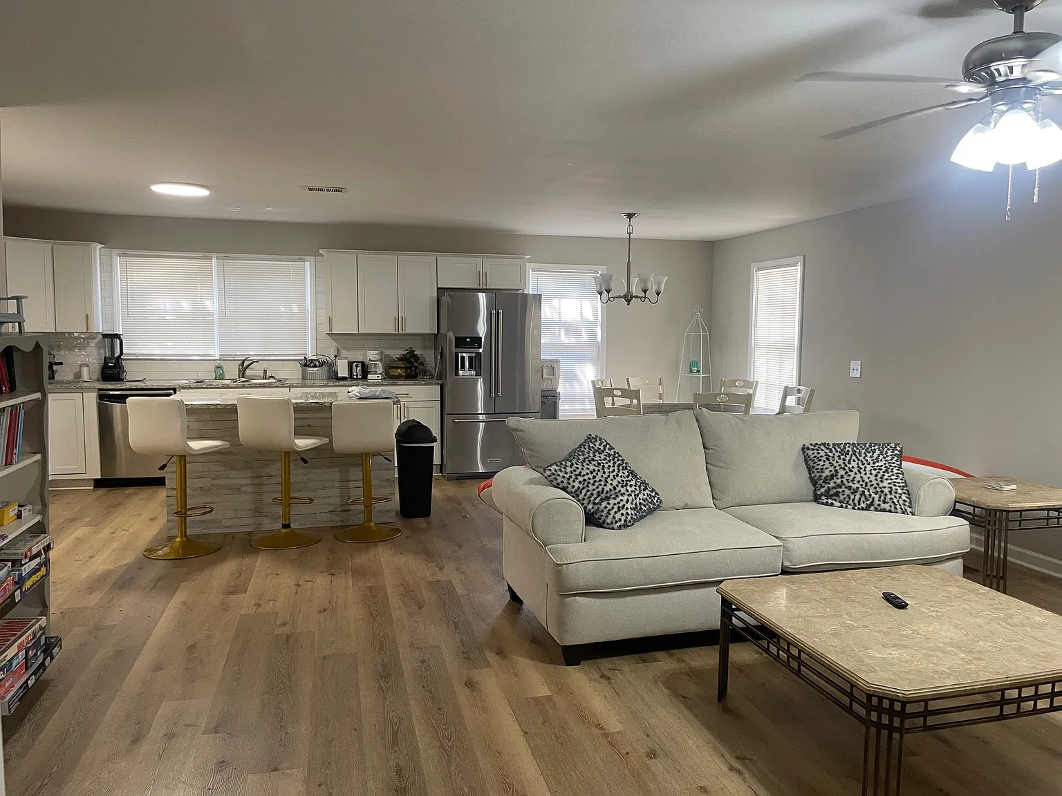 3 bed, 1500 sqft, $2,500 — Photo 4