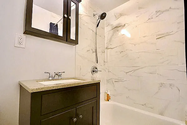 Rented by Oxford Property Group | media 4