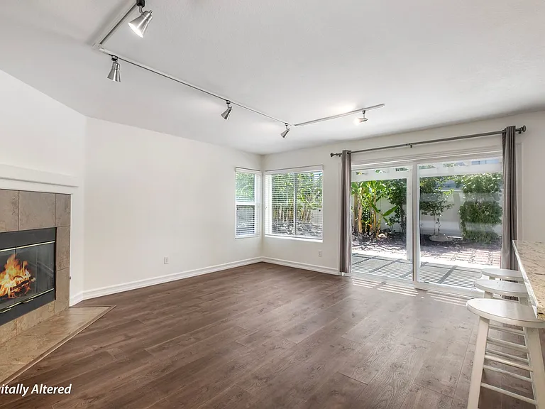 4511 Corte Azul — Photo 13