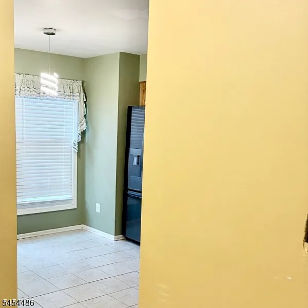 3 bed, 3.5 bath, $3,900 — Photo 2