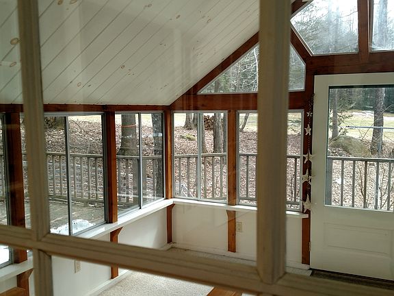 3 season room
