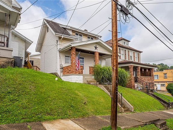 3rd image of 512 Center Ave
