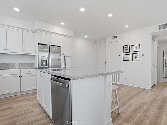 4th image of 1401 Lasso Way #201