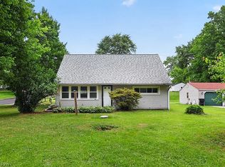 4174 Burkey Rd, Youngstown, OH 44515