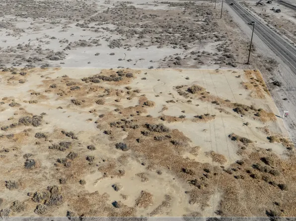 Sierra Highway & Patterson Rd, Rosamond, CA 93560