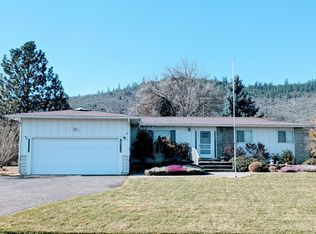 10603 Antioch Rd, White City, OR 97503