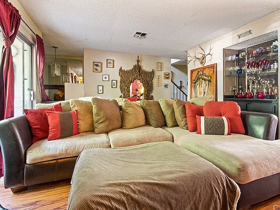 5th image of 14657 Nordhoff St Unit 13