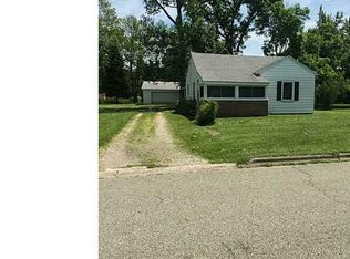 3337 Avalon St, Lansing, MI 48911