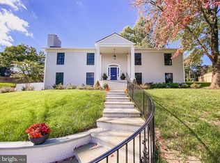 518 Canterbury La, Alexandria, VA 22314
