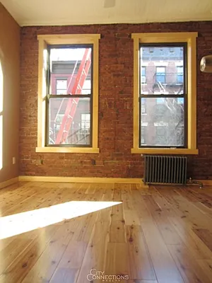 Rented by City Connections Realty | media 10