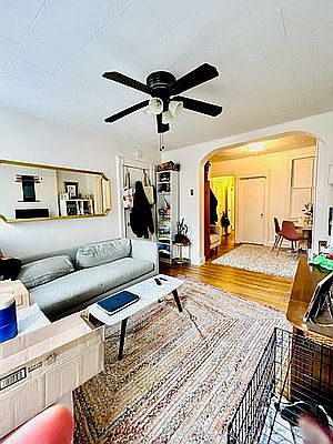 1st image of 110 15th St #3