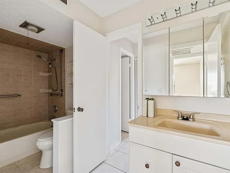 1285 Mission Hills Blvd #36-B — Photo 19