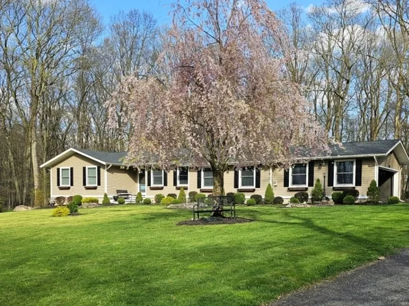 20 Whiteoak Ridge Rd, Lebanon Twp., NJ 08826