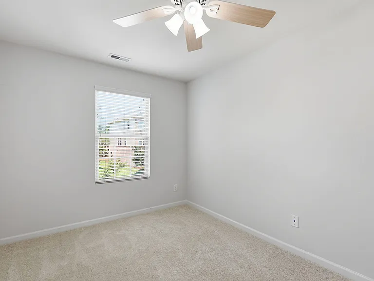 221 Irving Way — Photo 23