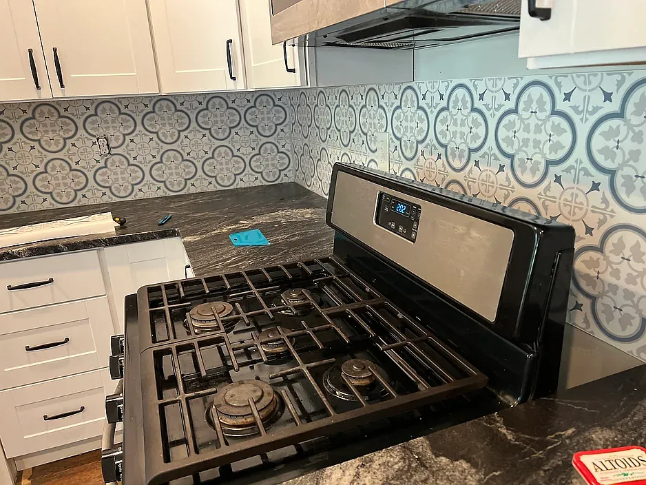 77 W Maynard Ave — Photo 4