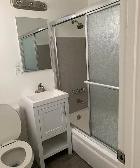 10700 Francis Pl #8 — Photo 11