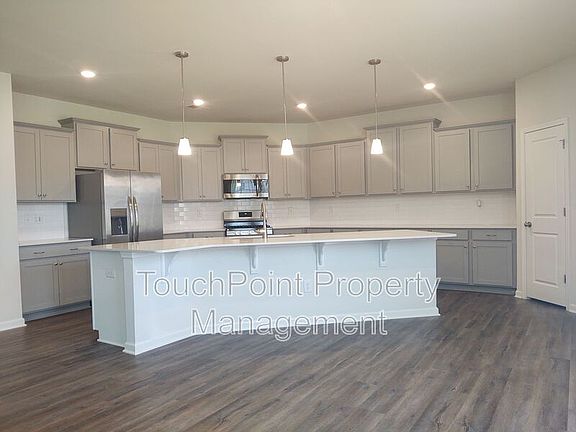 3rd image of 15009 Moulin Court Dr