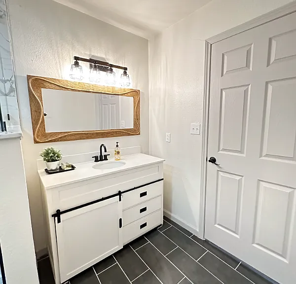 303 Watt St — Photo 39