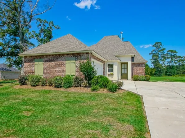 24070 Patricia Dr, Springfield, LA 70462