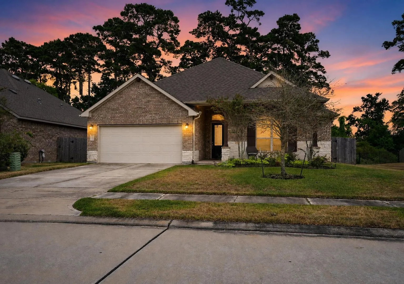 Spacious 3BR House in Houstonin Bridges at Lake Houston — Photo 1