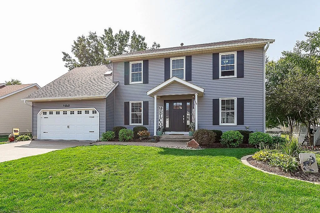 2171 Hawk Dr photo 1