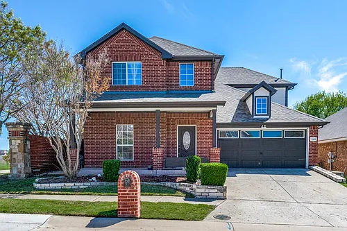 7801 Riverwalk Trl Photo 1
