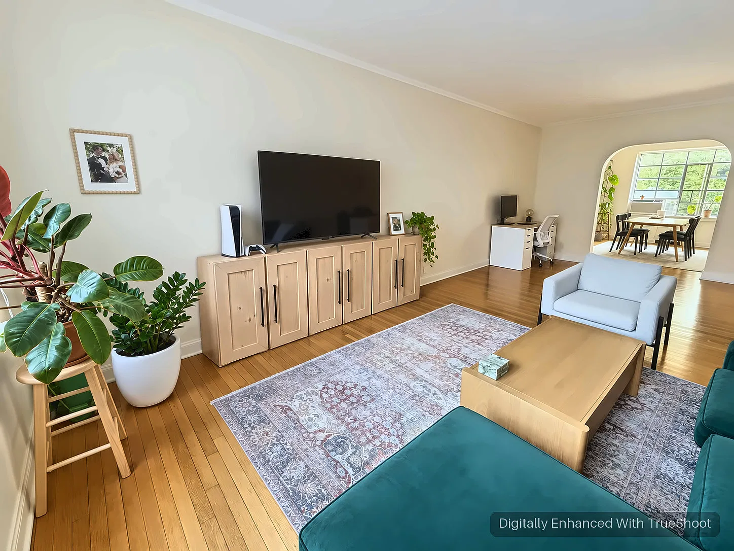 2 bed, 1300 sqft, $4,200 — Photo 4