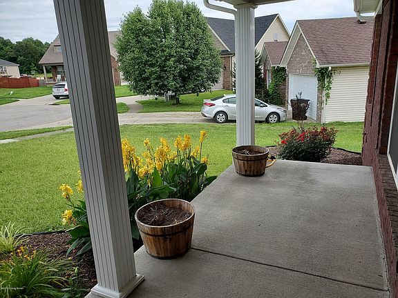 4th image of 125 Granite Ct