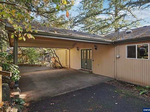 3rd image of 2230 Emmett Dr NW