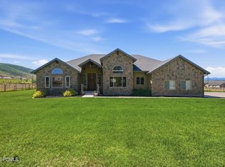 90 E Sky Ln, Kamas, UT 84036