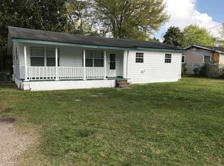 4806 Scott St, Moss Point, MS 39563