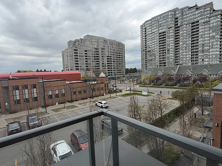 185 Bonis Ave S #310 — Photo 2