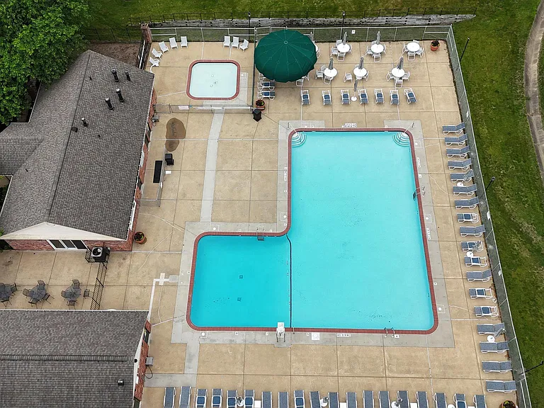 5905 E Noblestown Rd #E — Photo 22