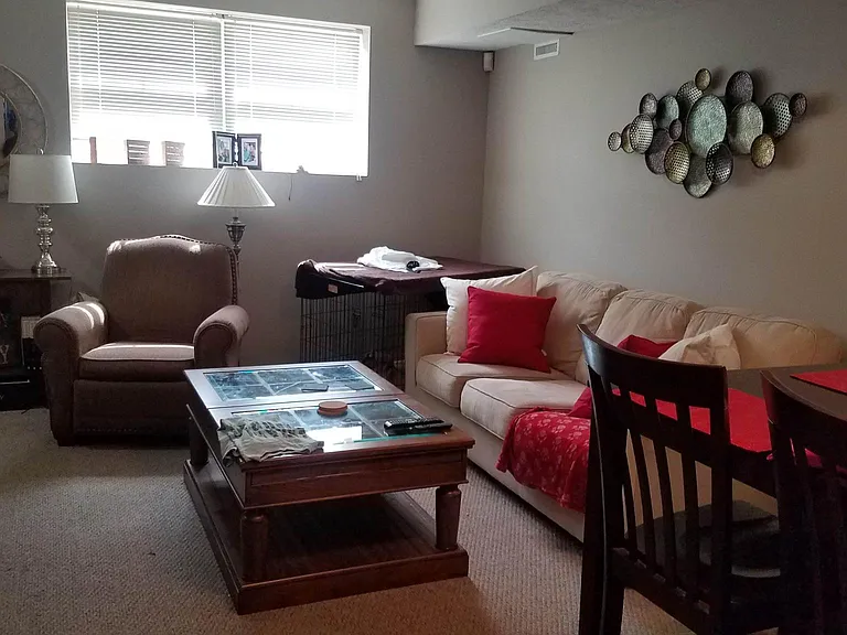 614 Literary Rd #LOWER — Photo 2