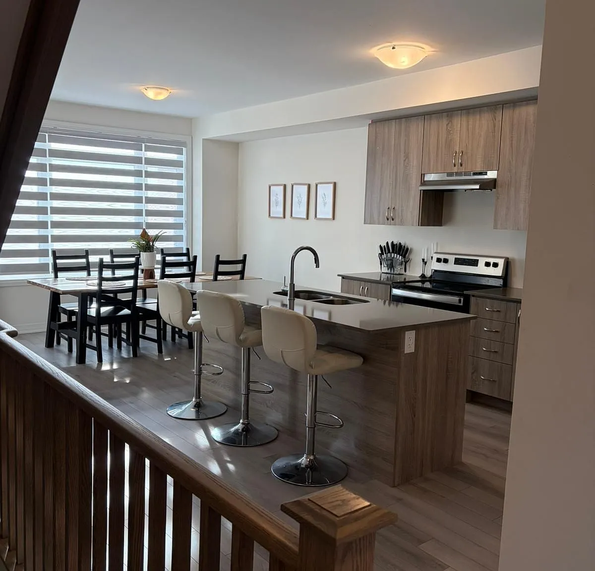 3 bed, $2,350 — Photo 2