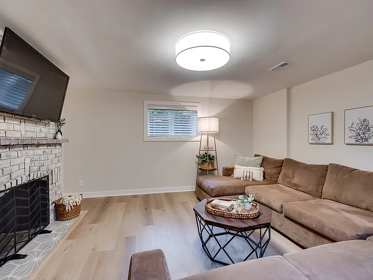 5021 Beacon Hill Rd #2 — Photo 19