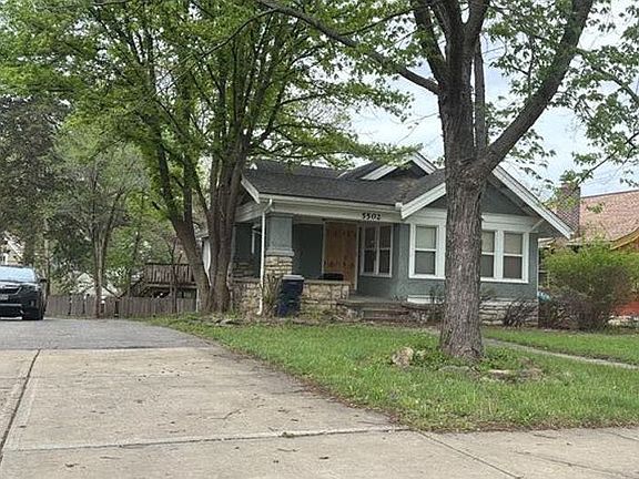 3rd image of 5502 Charlotte St