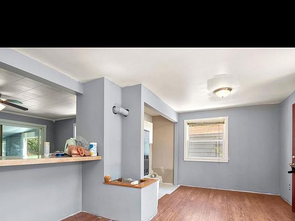 3rd image of 33025 Allenton Ct