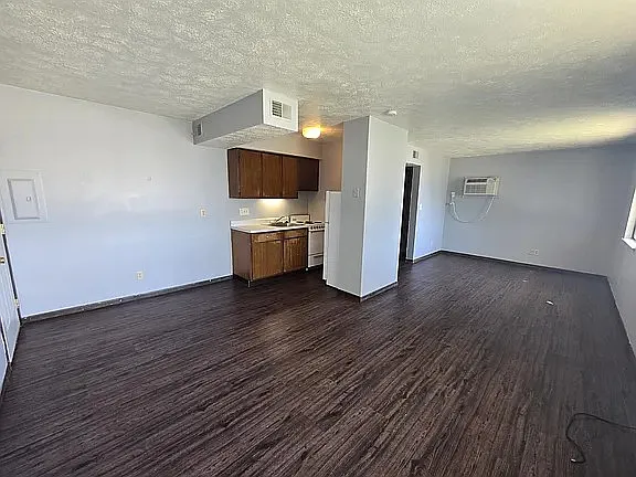 990 Grand Ave #4 — Photo 4