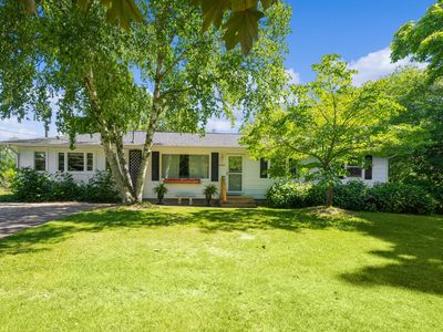 2410 Airway St NE, Grand Rapids, MI, 49525