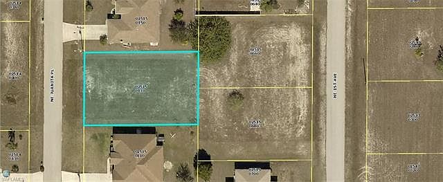 1st image of 2103 NE Juanita Pl